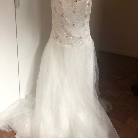 David’s Bridal Jewel Wedding Dress Sz 10 - Picture 5 of 15